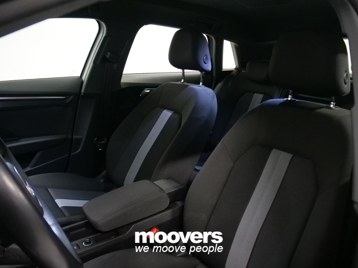 AUDI A3 SPB 30 g-tron S tronic Business Advanced