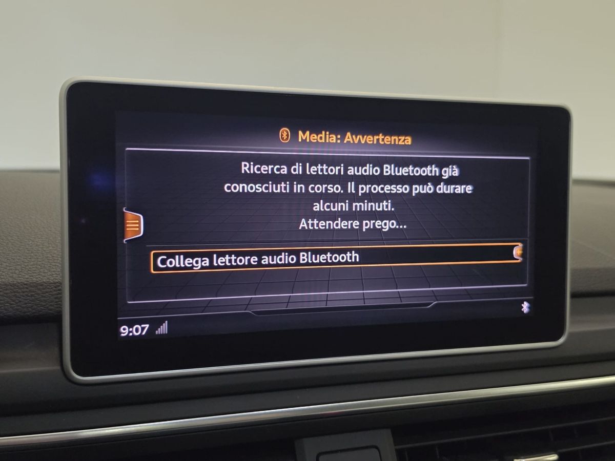 AUDI A4 Avant 35 TDI S tronic Business