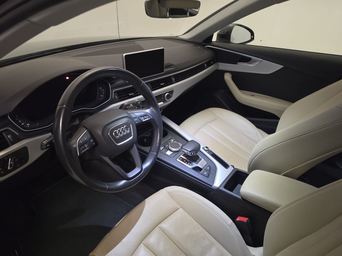 AUDI A4 Avant 35 TDI S tronic Business