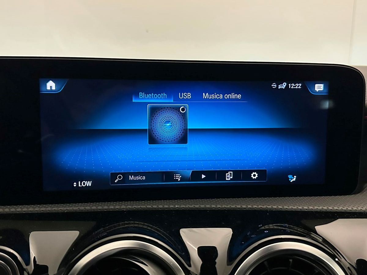 MERCEDES A 250 e hybrid EQ Premium