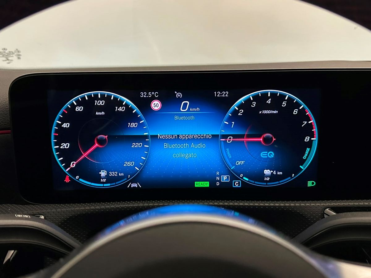 MERCEDES A 250 e hybrid EQ Premium