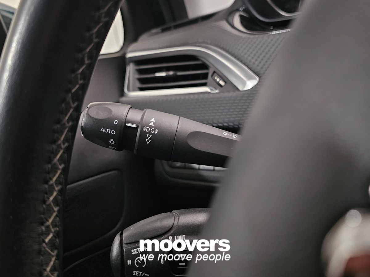 PEUGEOT 2008 1° serie PureTech Turbo 110 EAT6 S&S Allure