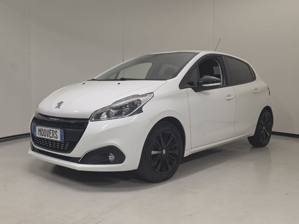 PEUGEOT 208 1° serie PureTech 82 5 porte Black Line