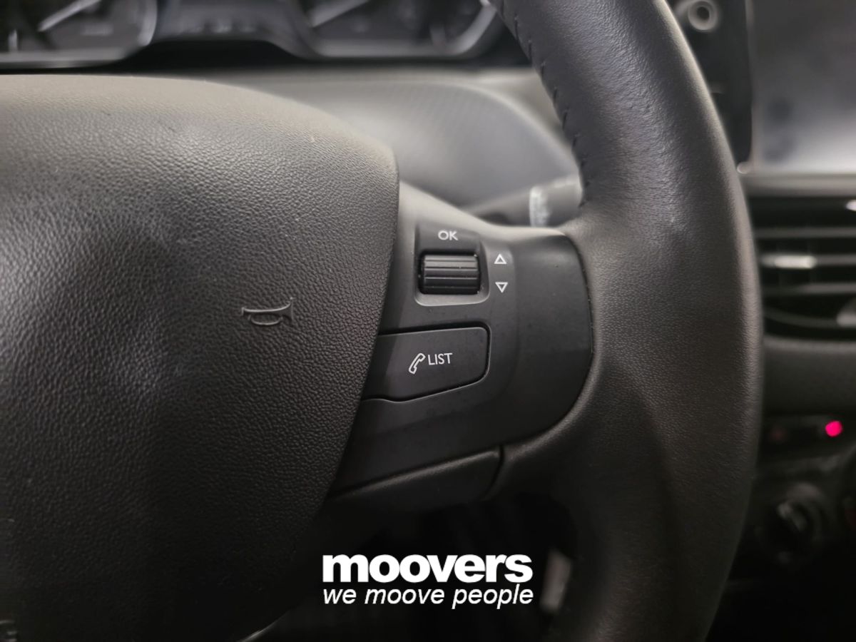 PEUGEOT 208 1° serie PureTech 82 5 porte Style