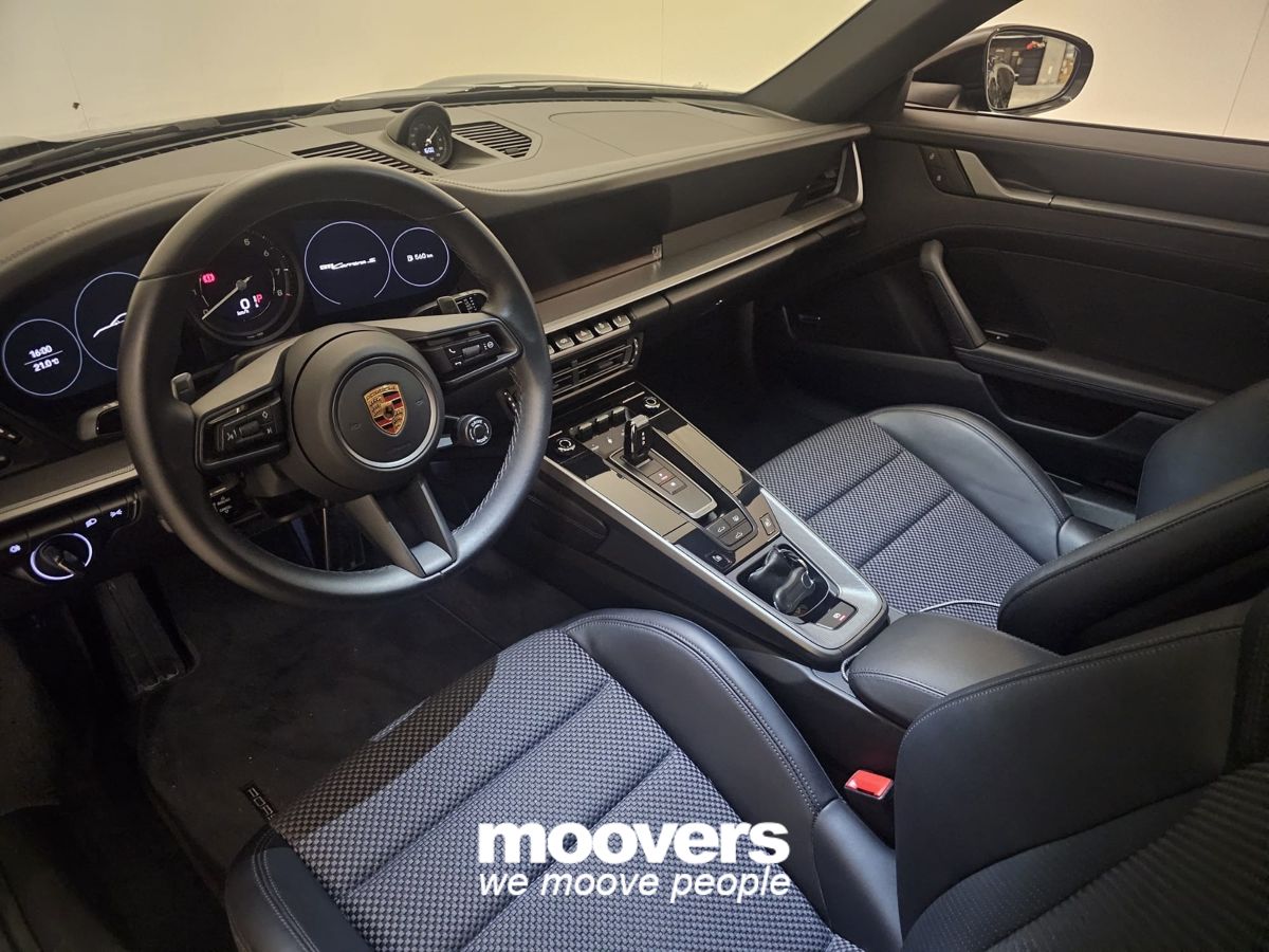 PORSCHE 911 Carrera S