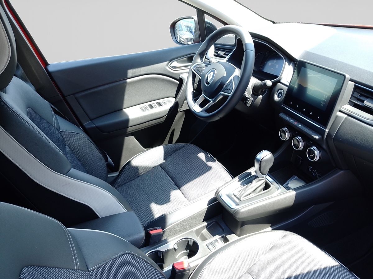 RENAULT Captur Full Hybrid E-Tech 145 CV Business