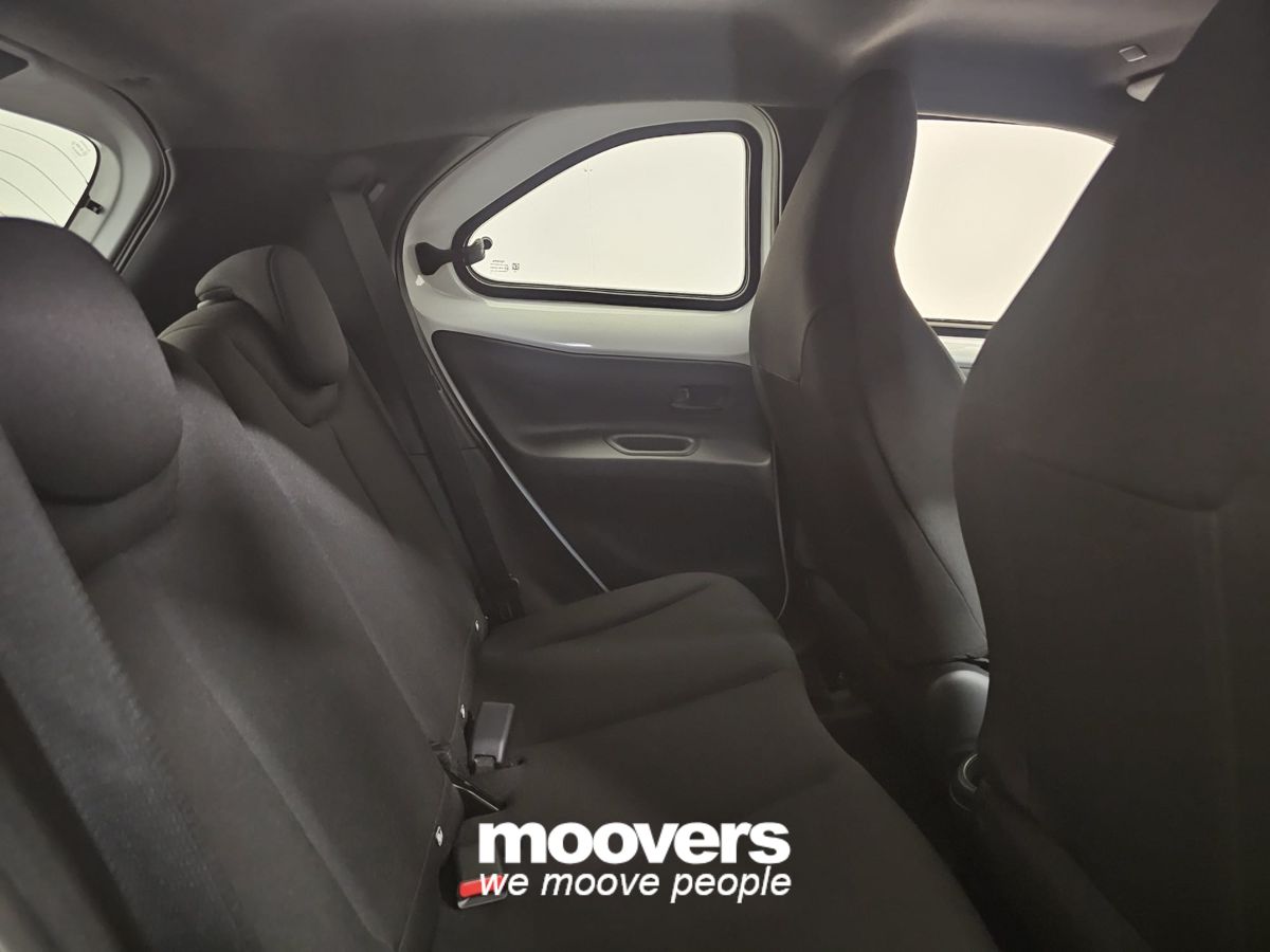 TOYOTA Aygo X 1.0 VVT-i 72 CV 5 porte Active