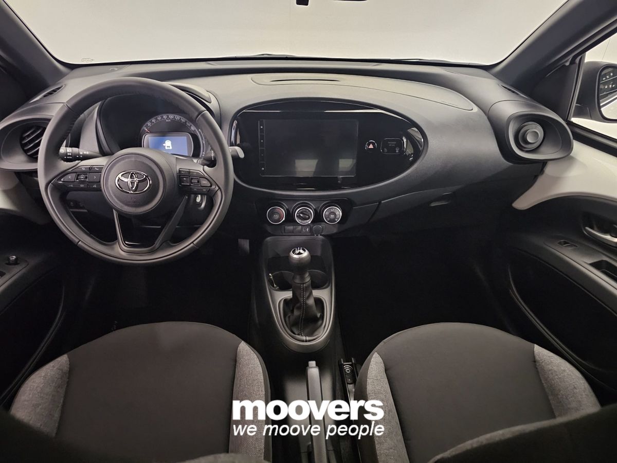 TOYOTA Aygo X 1.0 VVT-i 72 CV 5 porte Active