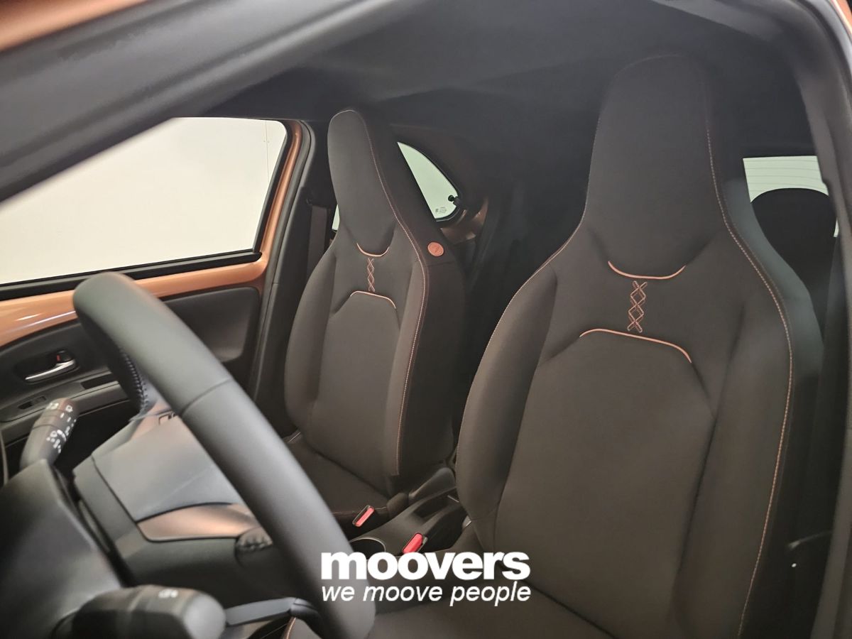 Toyota Aygo X 1.5 Hybrid 115 CV 5 porte Icon 