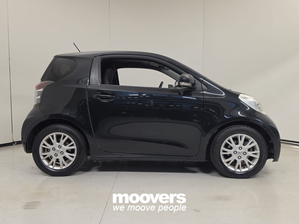 Toyota iQ 1.0 CVT 