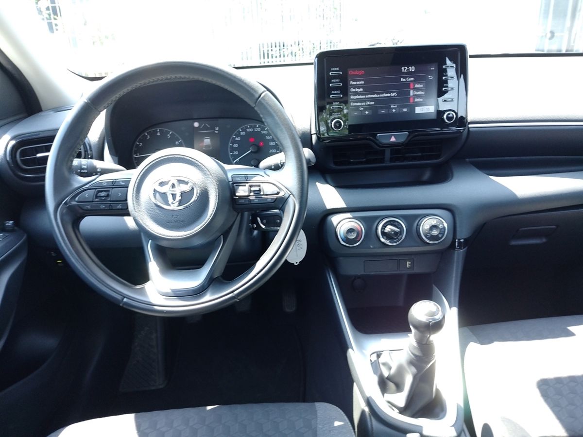TOYOTA Yaris 1.0 5 porte Active