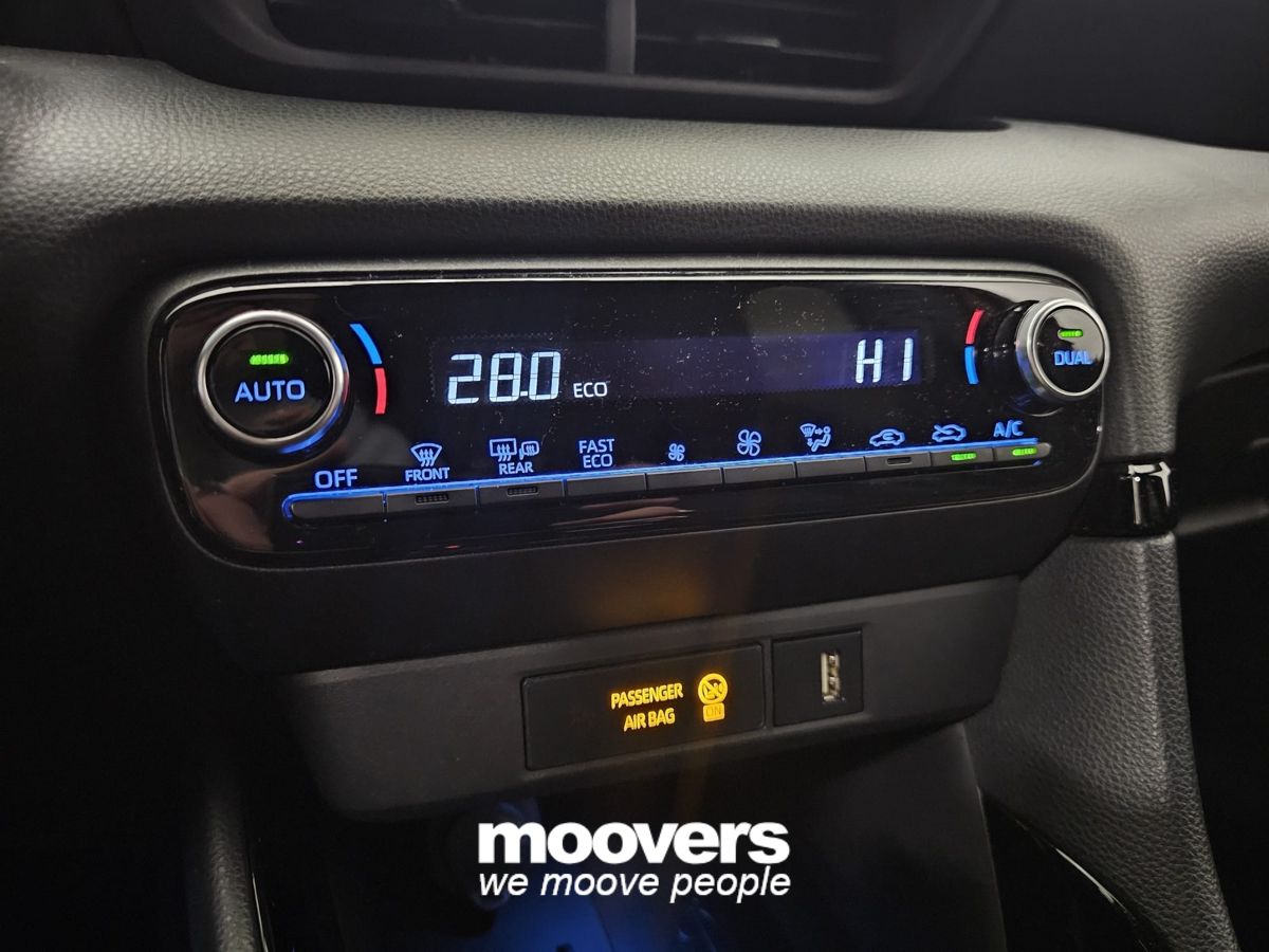 TOYOTA Yaris 1.5 Hybrid 5 porte Style