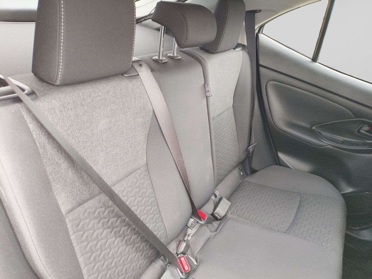 TOYOTA Yaris Cross 1.5 Hybrid 5p. E-CVT Business