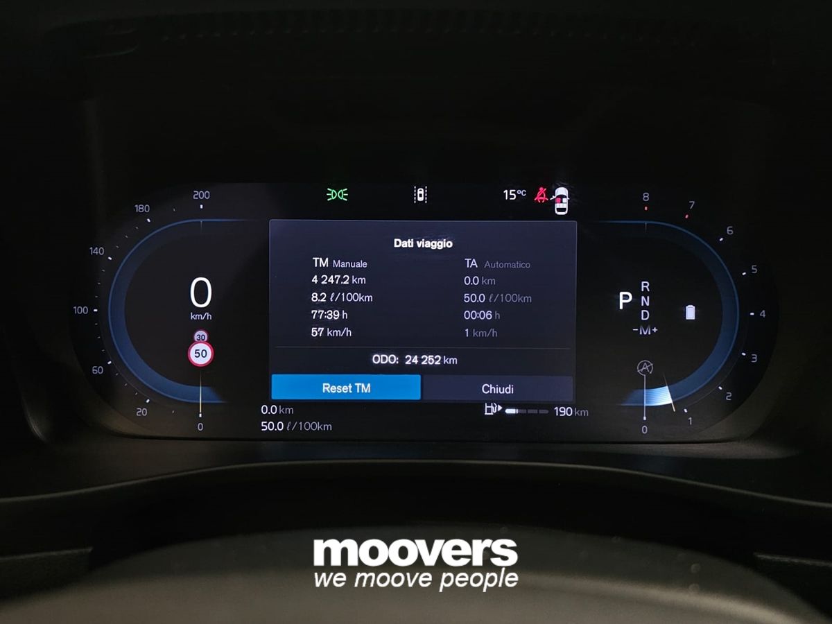 VOLVO XC40 B3 automatico Core