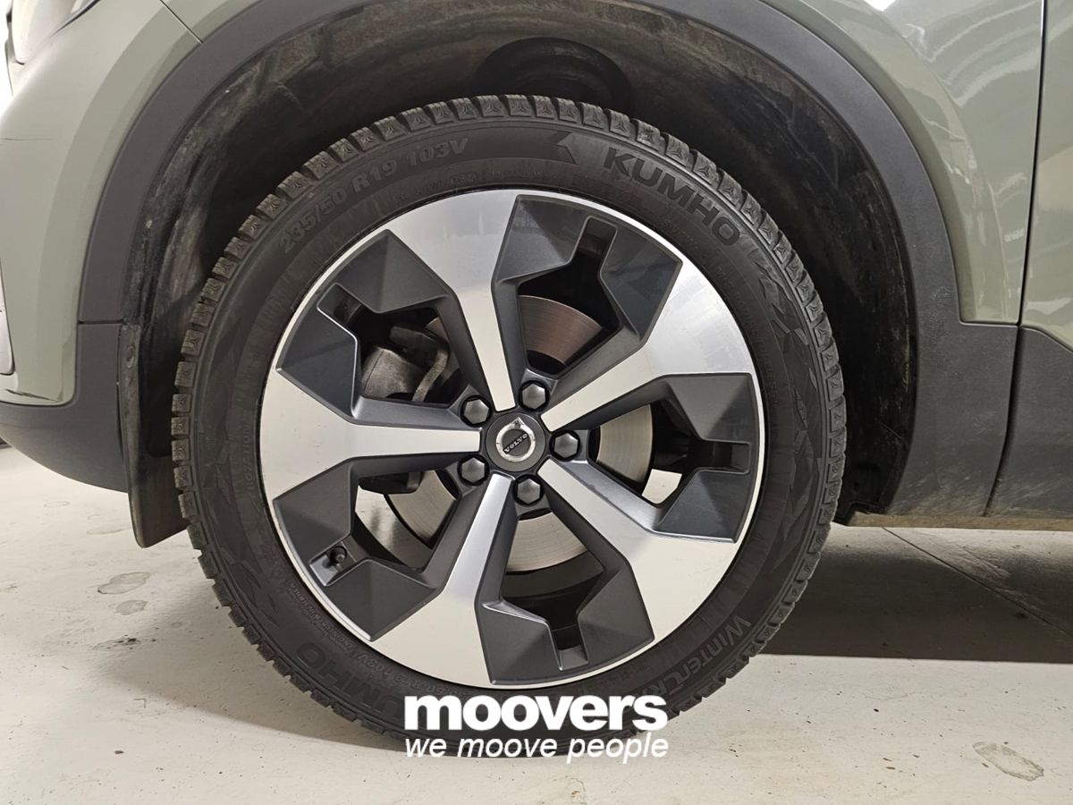 VOLVO XC40 B3 automatico Core