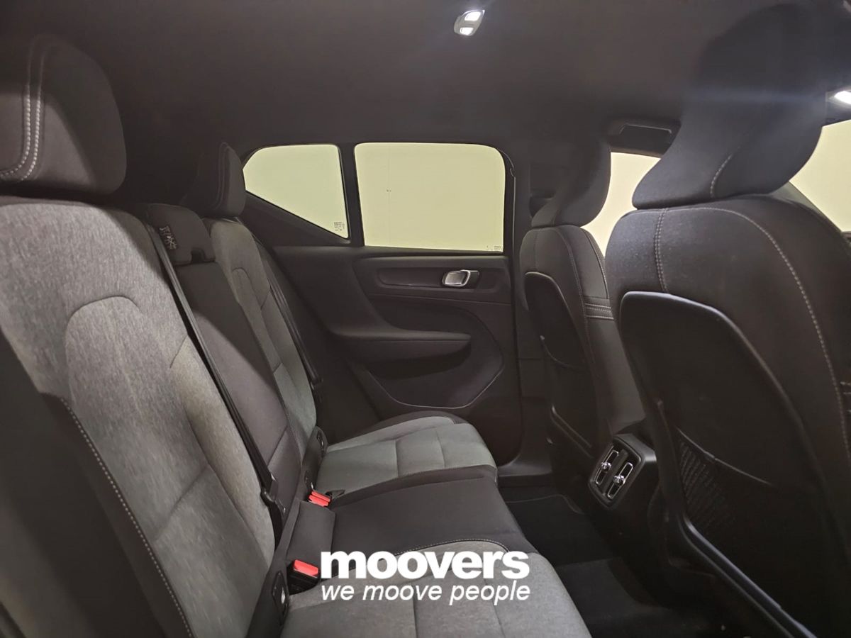 VOLVO XC40 B3 automatico Core