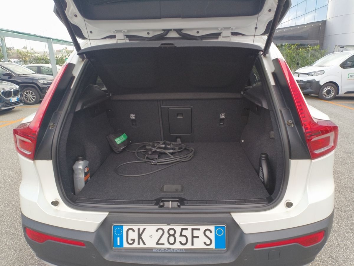 Volvo XC40 T4 Recharge Plug-in Hybrid Inscription Expression 