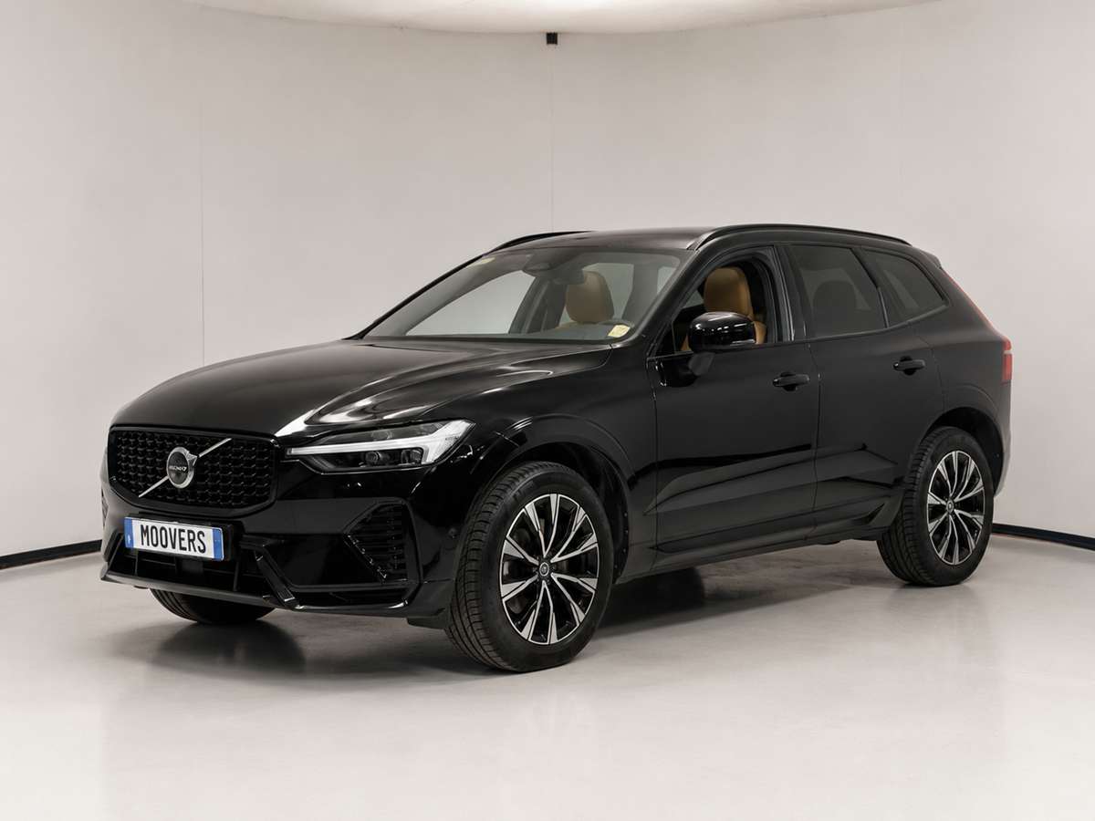 VOLVO XC60 B5 (d) AWD automatico Plus Dark