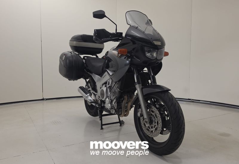 YAMAHA TDM 850