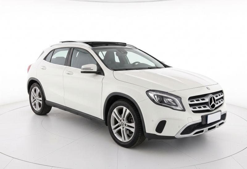 Mercedes GLA 180 Sport *Tetto Pano*