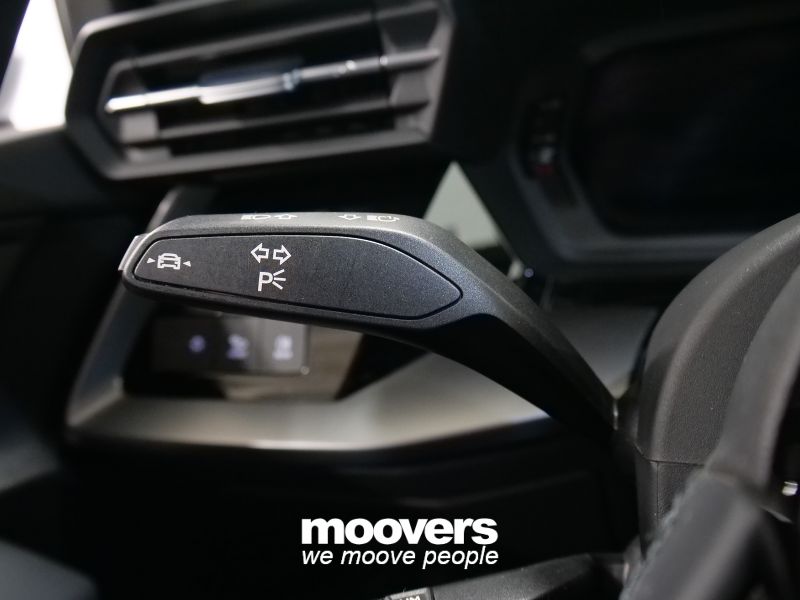 AUDI A3 SPB 30 g-tron S tronic Business Advanced
