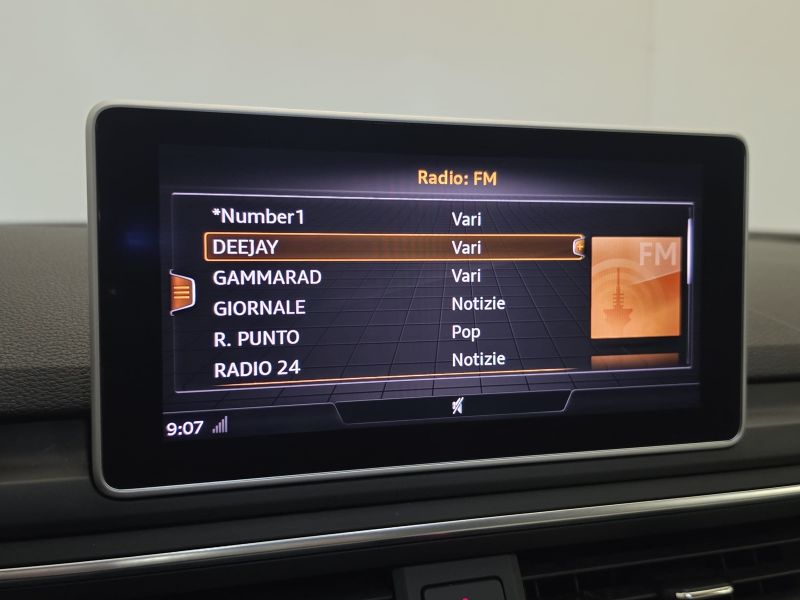 AUDI A4 Avant 35 TDI S tronic Business