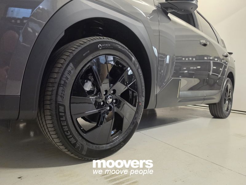 Citroen C5 Aircross Hybrid 145 CV e-DCS6 Max 