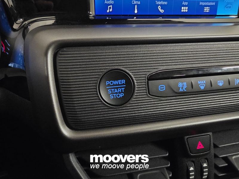 FORD Tourneo Courier 1.0 EcoBoost Titanium (IVA inclusa)