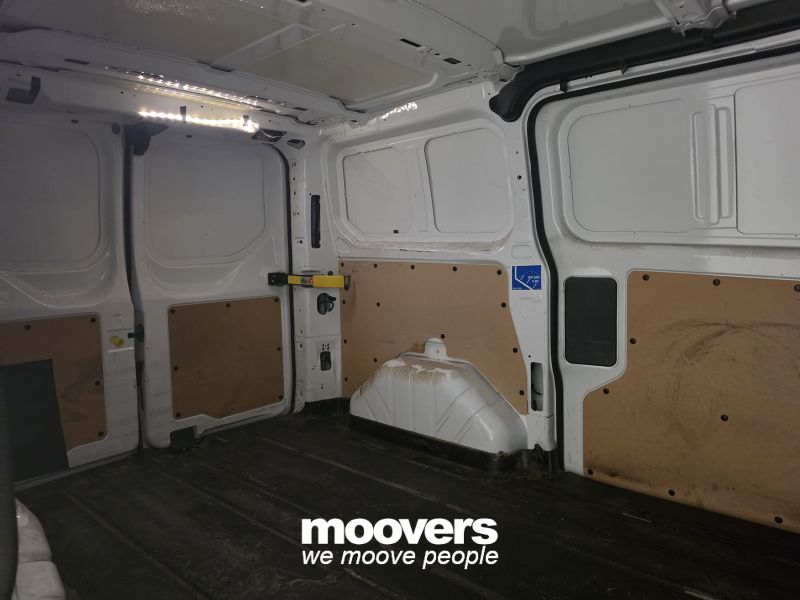 FORD Transit Custom 300 2.0 EcoBlue Hybrid 130 PC Furgone Trend