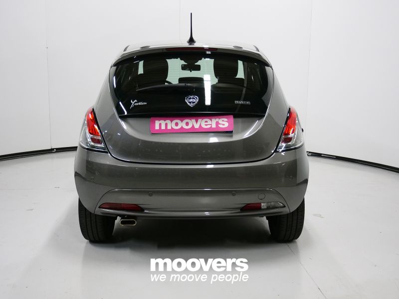 Lancia Ypsilon 1.0 FireFly 5 porte S&S Hybrid Platino 