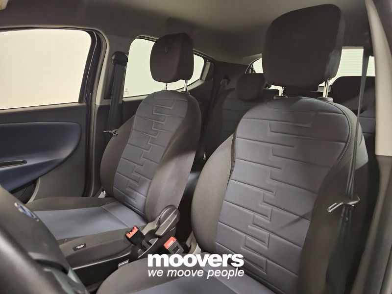 LANCIA Ypsilon 1.0 FireFly 5 porte S&S Hybrid Silver