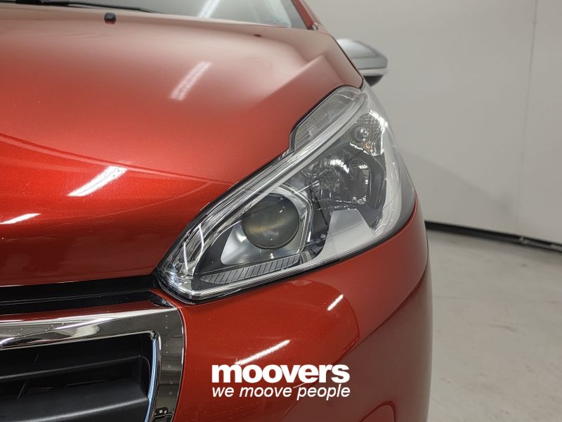 PEUGEOT 208 1° serie PureTech 82 5 porte Style