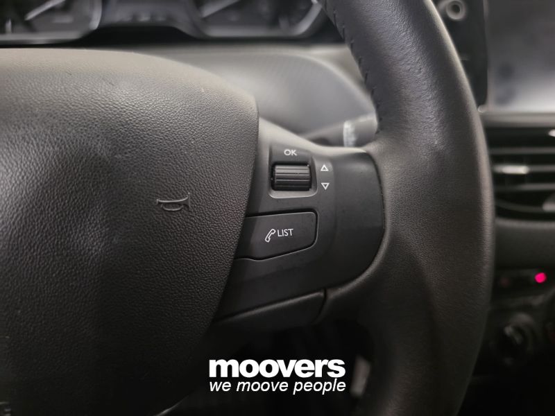 PEUGEOT 208 1° serie PureTech 82 5 porte Style