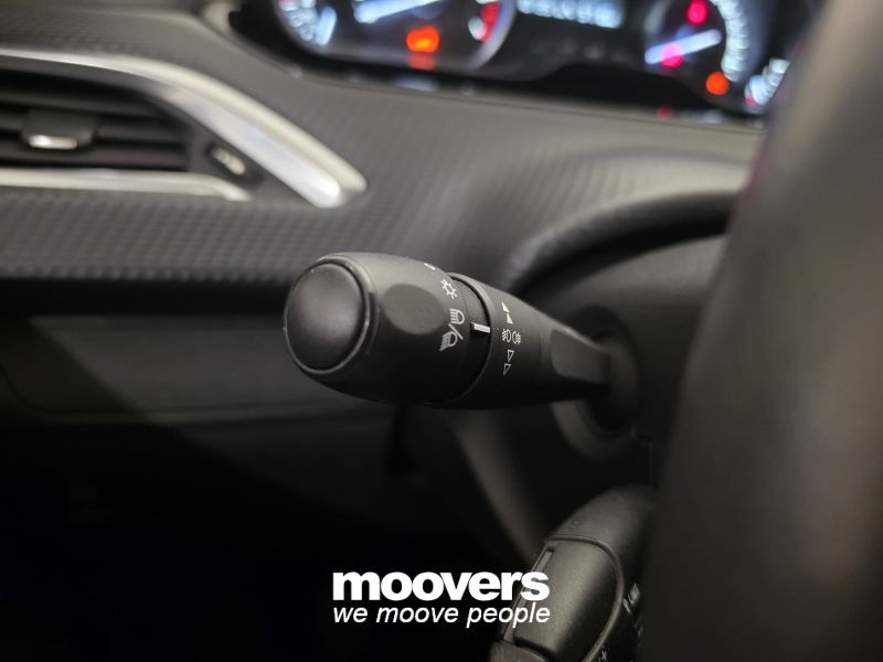 PEUGEOT 208 1° serie PureTech 82 5 porte Style