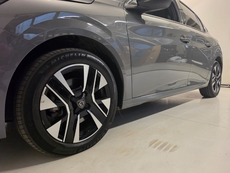 PEUGEOT 208 PureTech 100 Stop&Start 5 porte Allure