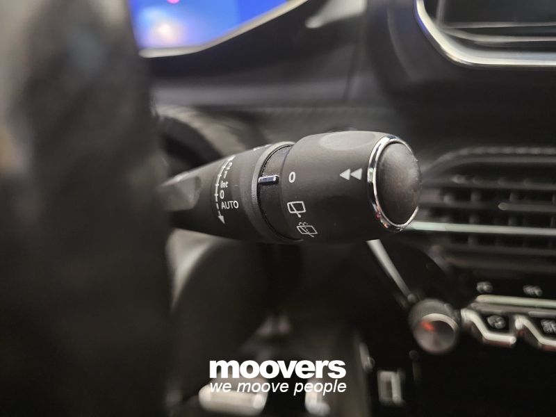 PEUGEOT 208 PureTech 130 Stop&Start EAT8 5 porte GT Line