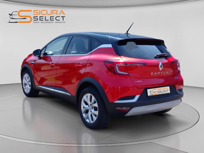 RENAULT Captur Full Hybrid E-Tech 145 CV Business