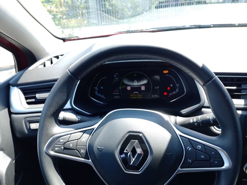 RENAULT Captur Full Hybrid E-Tech 145 CV Business