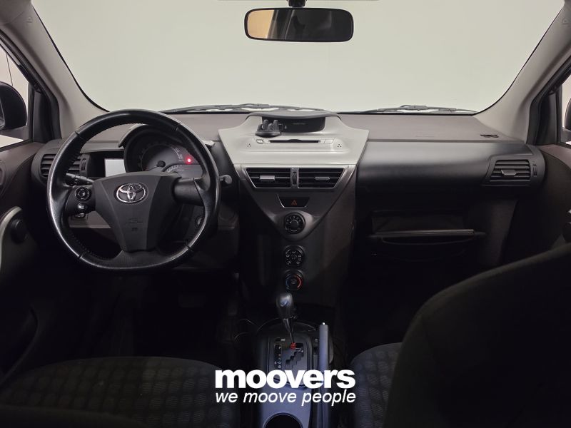 Toyota iQ 1.0 CVT 