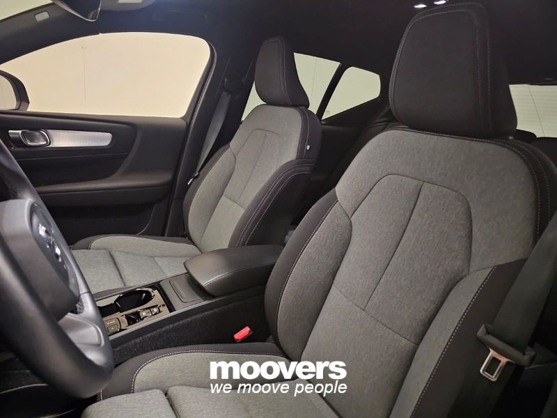 VOLVO XC40 B3 automatico Core